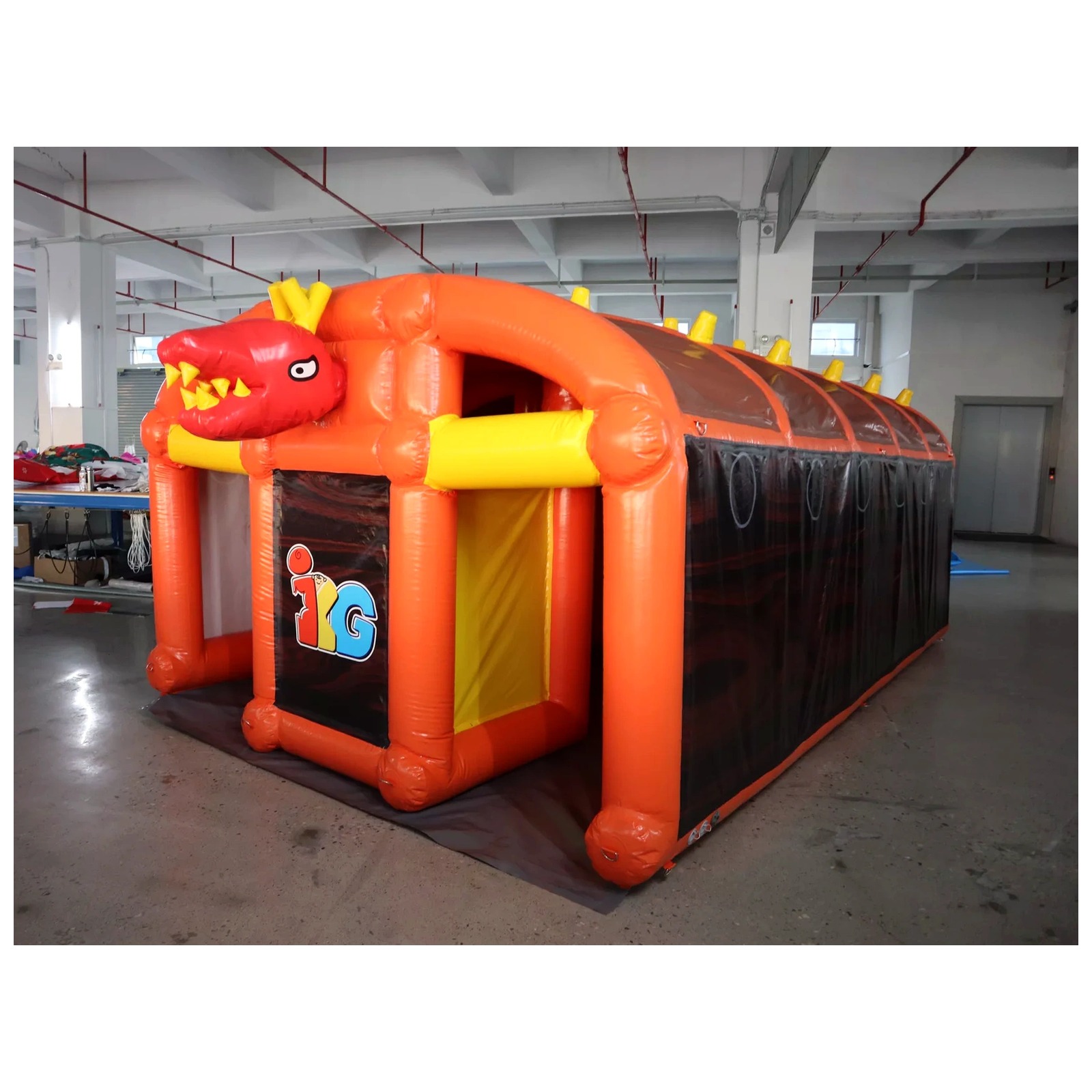 Mê cung bơm hơi màu cam lớn 3x - đánh giá và giá Outdoor Adventure Rentals